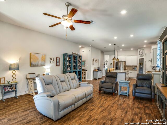 Image 14 of 27 For 10546 Far Reaches Lane