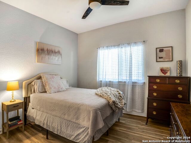 Image 22 of 27 For 10546 Far Reaches Lane