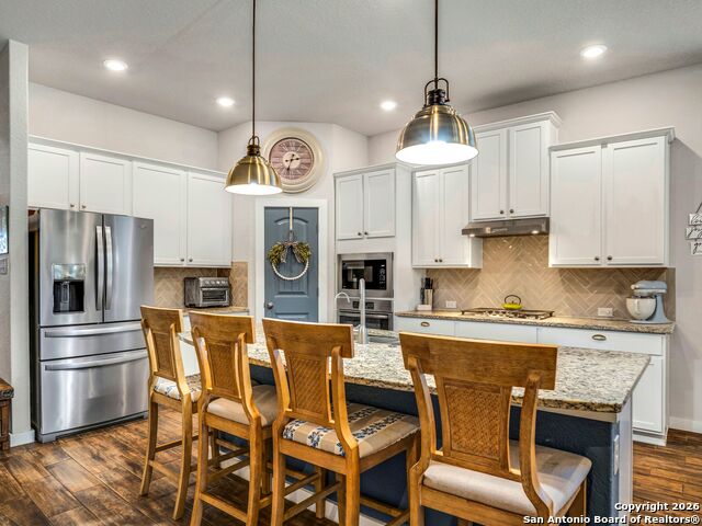 Image 9 of 27 For 10546 Far Reaches Lane