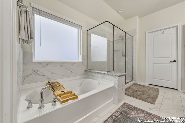 Listing photo id 13 for 2210 Steerhead Trail