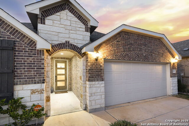 Listing photo id 0 for 2210 Steerhead Trail