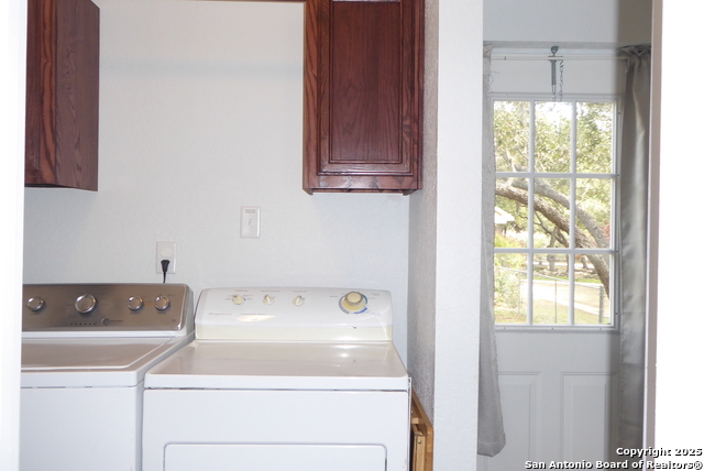 Image 15 of 25 For 13003 Ariel St.