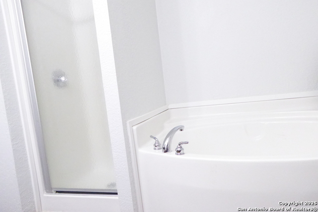 Image 18 of 25 For 13003 Ariel St.