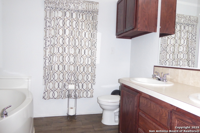 Image 21 of 25 For 13003 Ariel St.