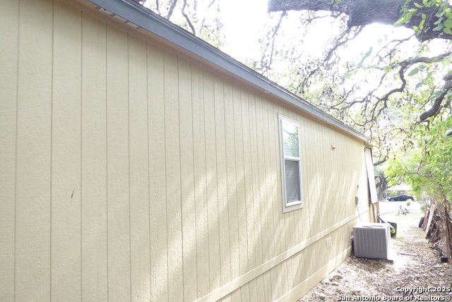 Image 5 of 25 For 13003 Ariel St.