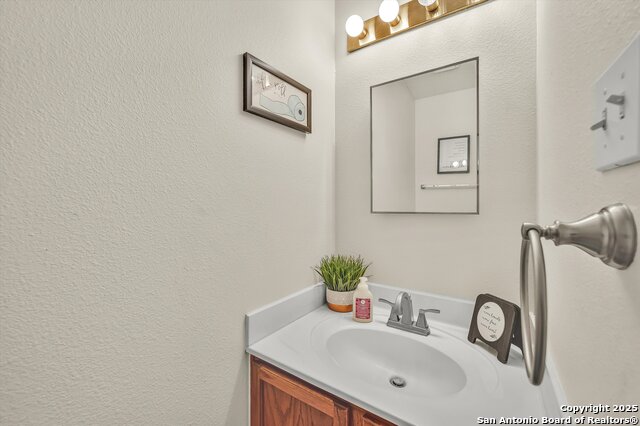 Image 12 of 22 For 10730 Expedition