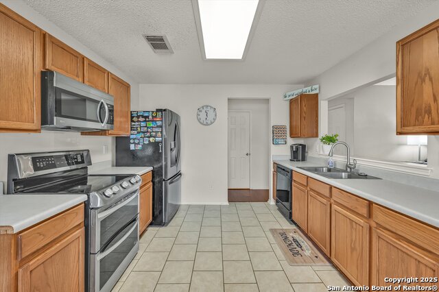 Image 7 of 22 For 10730 Expedition