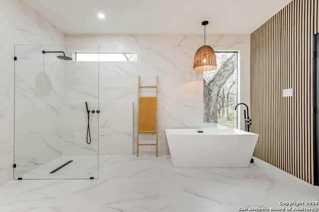 Image 31 of 50 For 864 Paddy Rd