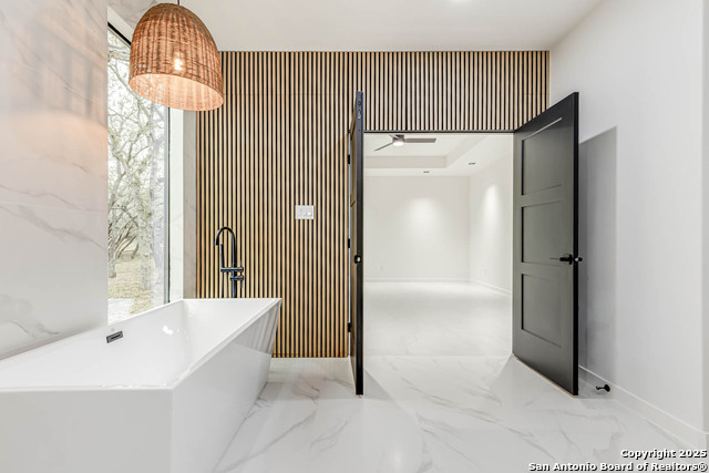 Image 33 of 50 For 864 Paddy Rd