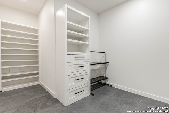 Image 37 of 50 For 864 Paddy Rd