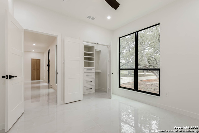 Image 39 of 50 For 864 Paddy Rd