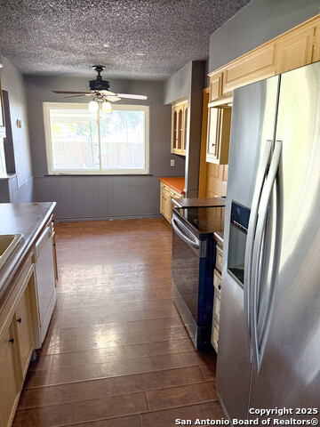 Image 5 of 6 For 126 Granada  