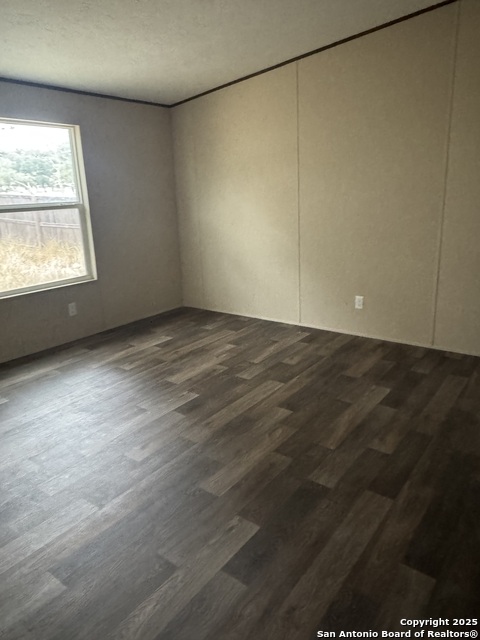 Image 11 of 15 For 492 Private Road 1511