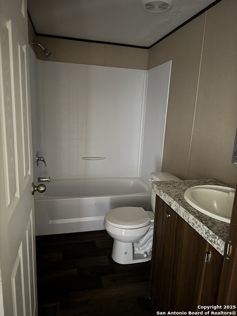 Image 13 of 15 For 492 Private Road 1511