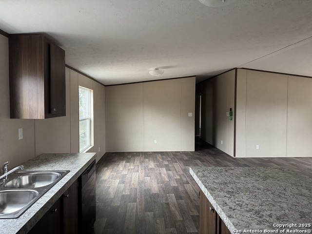 Image 5 of 15 For 492 Private Road 1511