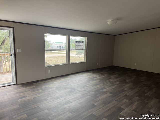 Image 6 of 15 For 492 Private Road 1511