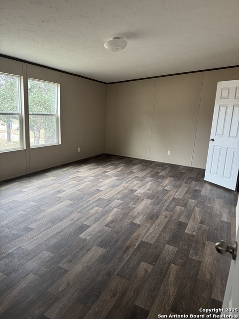 Image 7 of 15 For 492 Private Road 1511