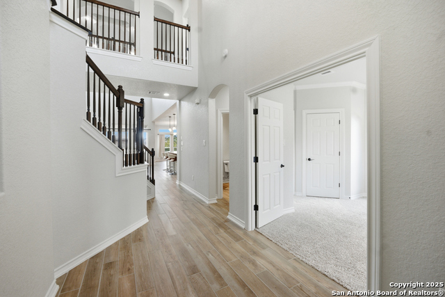 Image 6 of 28 For 15210 Comanche Gard