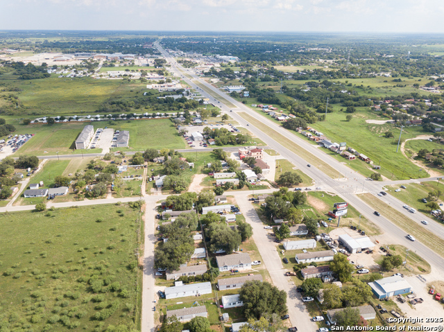 Details for 1804 Sutherland Springs, Floresville, TX 78114