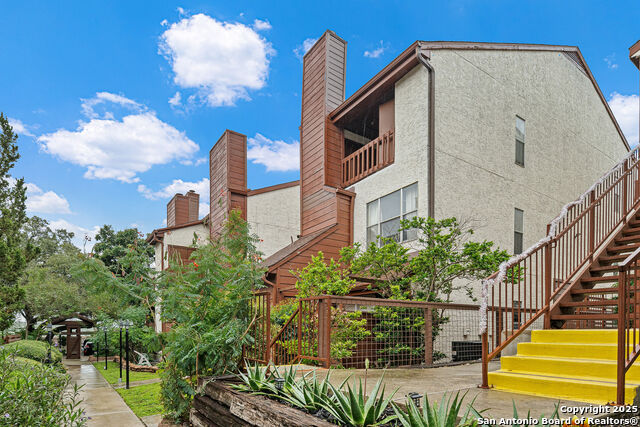 Details for 10527 Perrin Beitel  207 D, San Antonio, TX 78217