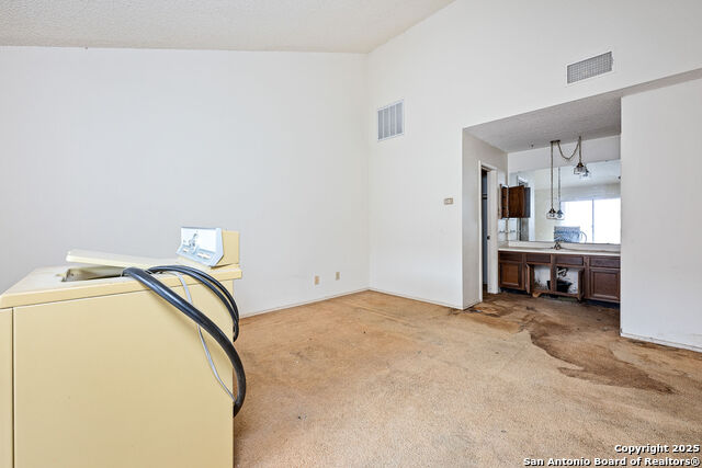 Image 11 of 18 For 10527 Perrin Beitel 207 D