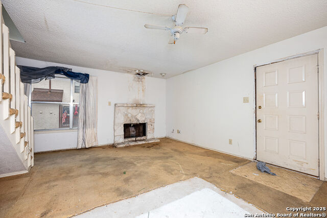 Image 9 of 18 For 10527 Perrin Beitel 207 D