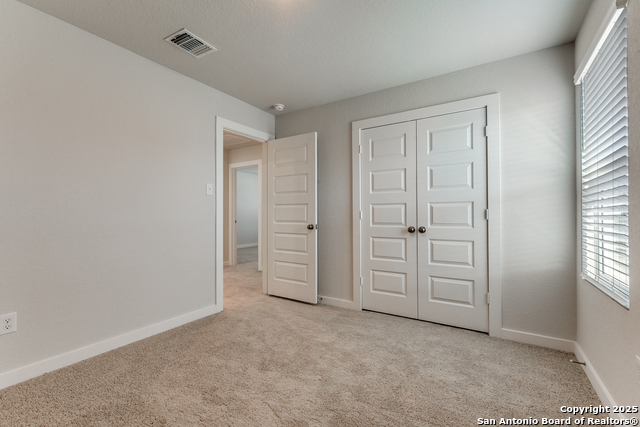 Image 21 of 25 For 14506 Emerio