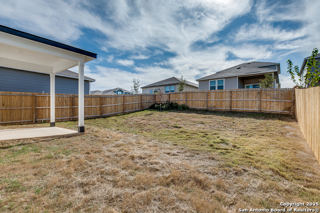 Image 23 of 25 For 14506 Emerio