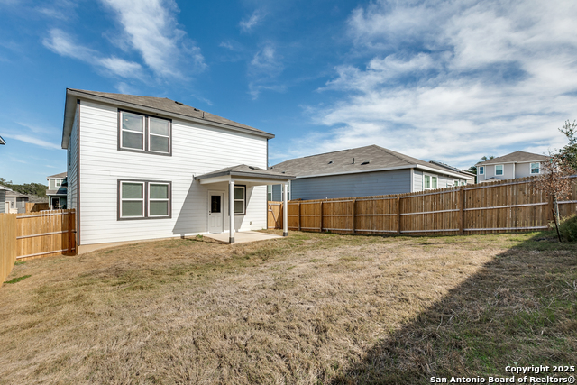 Image 24 of 25 For 14506 Emerio