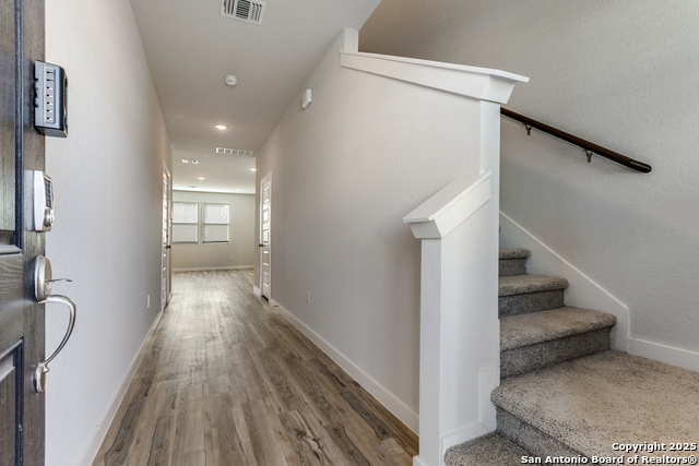 Image 4 of 25 For 14506 Emerio