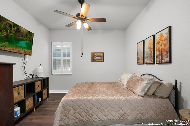 Image 15 of 26 For 604 Academy Oaks