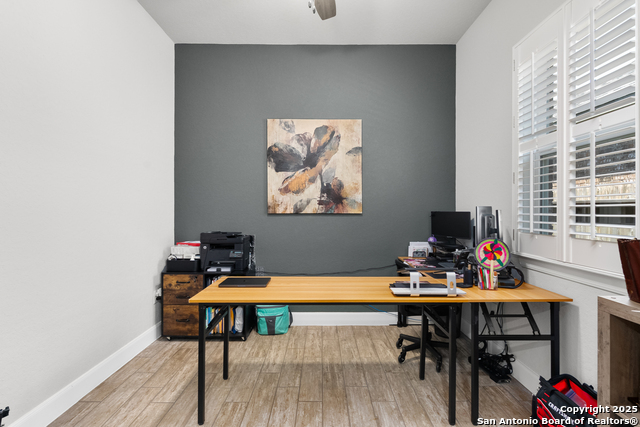 Image 16 of 26 For 604 Academy Oaks