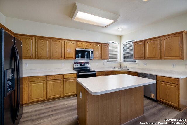 Image 11 of 28 For 8926 Firebaugh