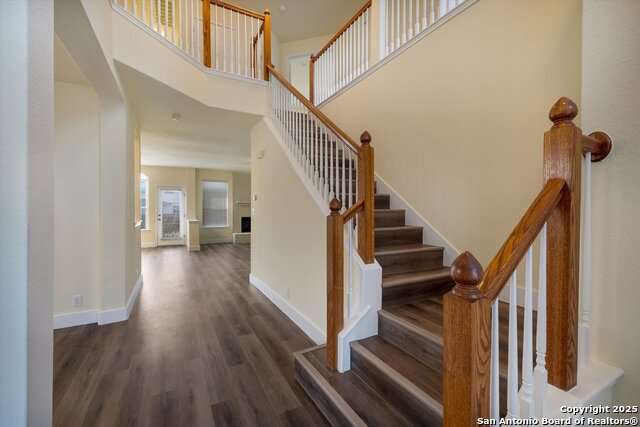 Image 5 of 28 For 8926 Firebaugh