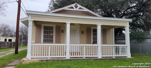 Details for 2008 Olive St S, San Antonio, TX 78210