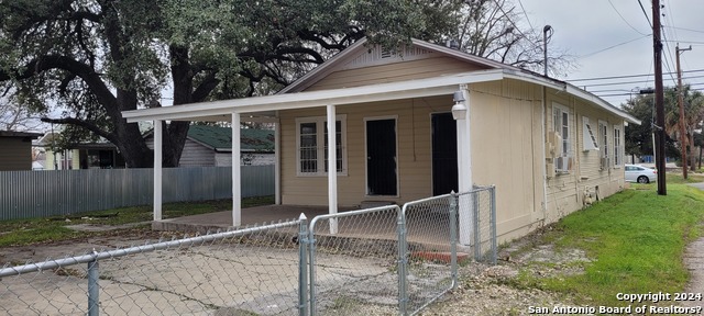 Image 4 of 4 For 2008 Olive St S