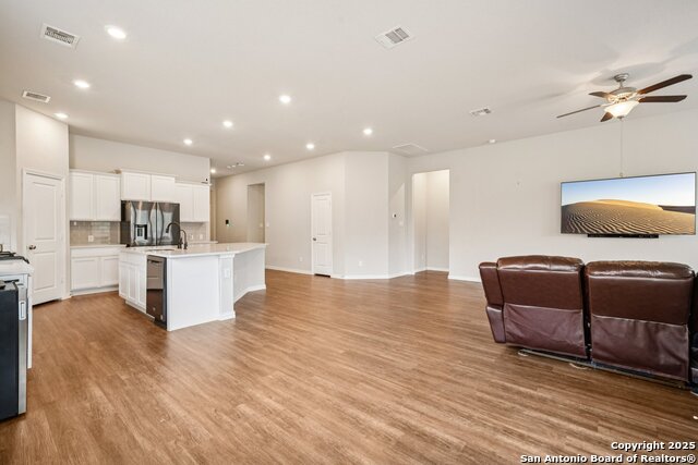 Image 10 of 40 For 15039 Stagehand Dr