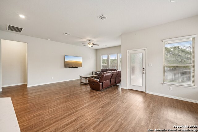 Image 11 of 40 For 15039 Stagehand Dr