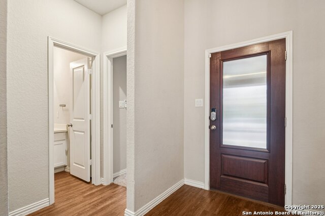 Image 7 of 40 For 15039 Stagehand Dr