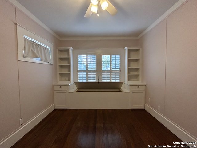 Image 42 of 50 For 709 Coll St W