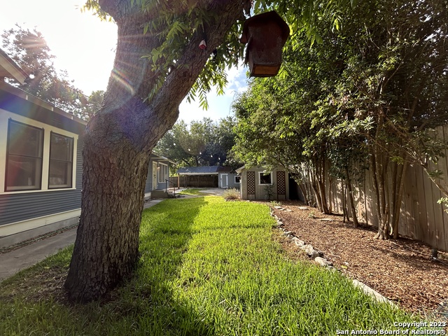 Image 50 of 50 For 709 Coll St W