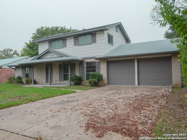 Image 3 of 41 For 9707 La Rue  