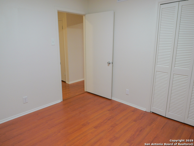 Image 31 of 41 For 9707 La Rue  