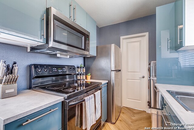 Image 10 of 21 For 2415 Poplar W