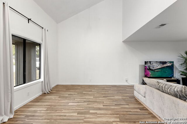 Image 5 of 27 For 5602 Timber Peak