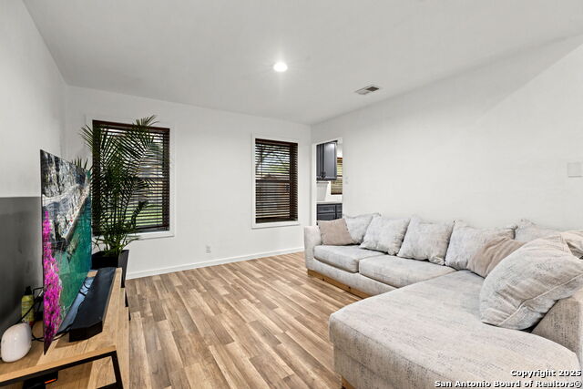 Image 6 of 27 For 5602 Timber Peak