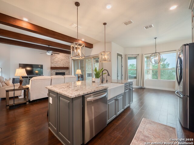 Image 17 of 51 For 632 Carson Ridge