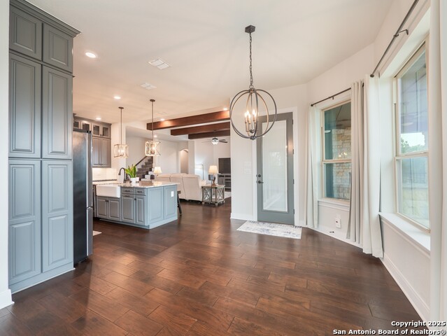 Image 20 of 51 For 632 Carson Ridge