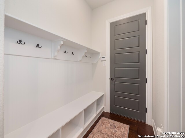 Image 35 of 51 For 632 Carson Ridge