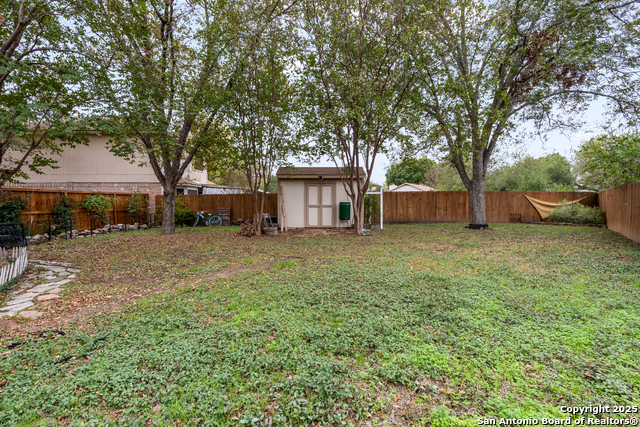 Listing photo id 21 for 11323 Cache  